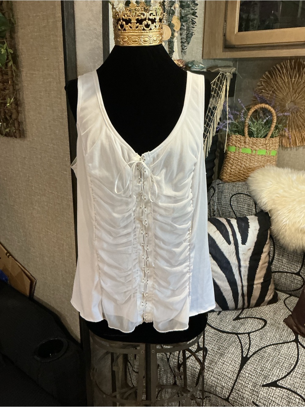 Girls Only White Lace-Up Sleeveless Women's Top 3X